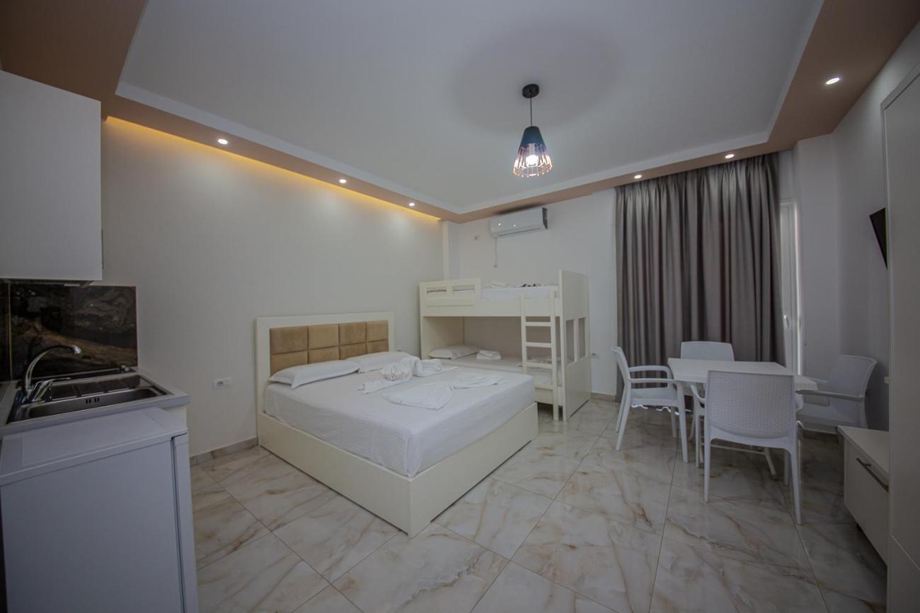 Hotel Landi Ksamil Exterior photo